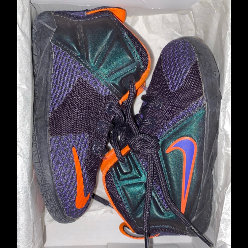 Nike LeBron 12 |6c| Purple & Orange